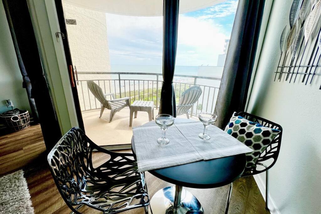 Ocean View Condo On The Beach! Myrtle Beach Exterior foto