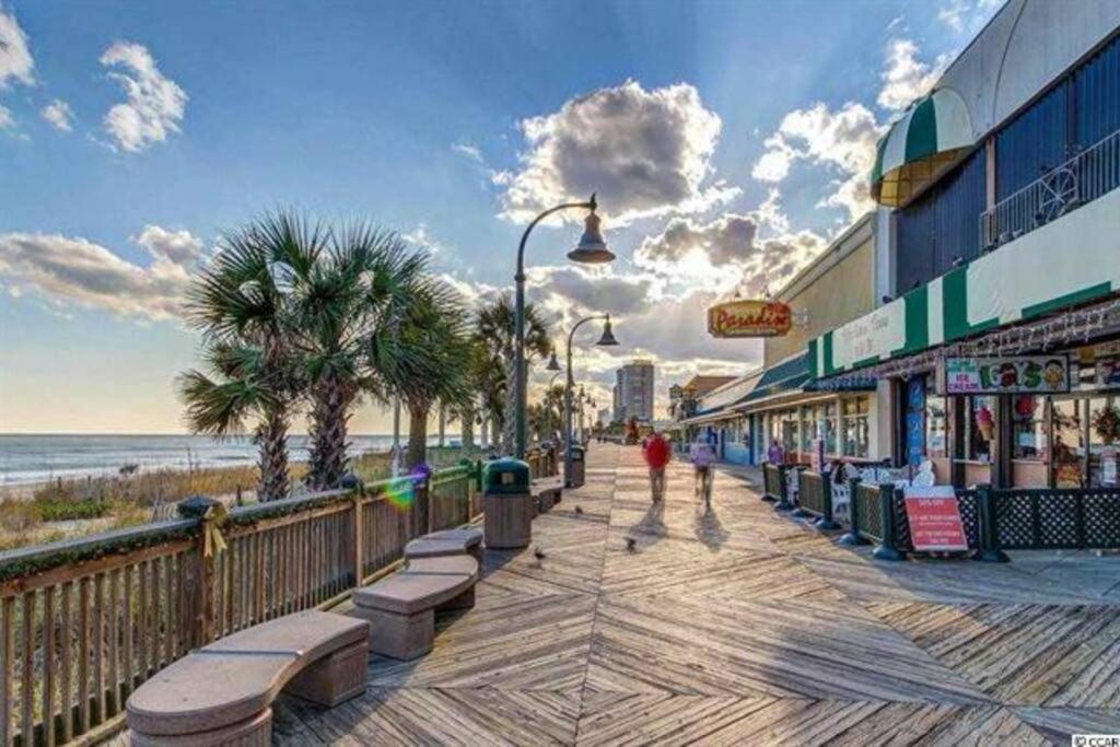 Ocean View Condo On The Beach! Myrtle Beach Exterior foto